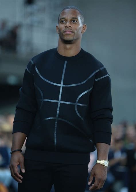 givenchy basketball sweater victor cruz|Celebs Fashion: Victor Cruz, Kobe Bryant, LeBron James & Nas .